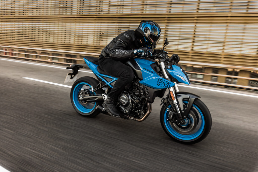 motocykl Suzuki gsx-8s